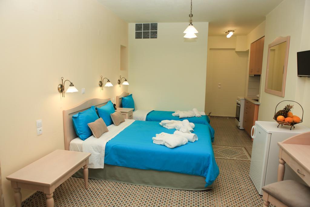 Ostria Hotel  Στάφυλος Εξωτερικό φωτογραφία